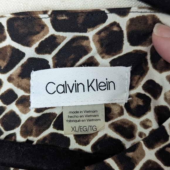 Calvin Klein XL Giraffe Animal Print Sleeveless Pleated Tank Blouse Shell - Picture 2 of 12